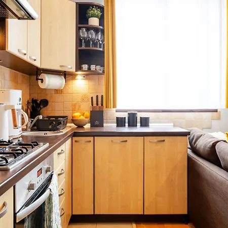 Appartement Crown Two Level In Old Town Five Min Walk To Train And Main Square Sleeps Five Krakau